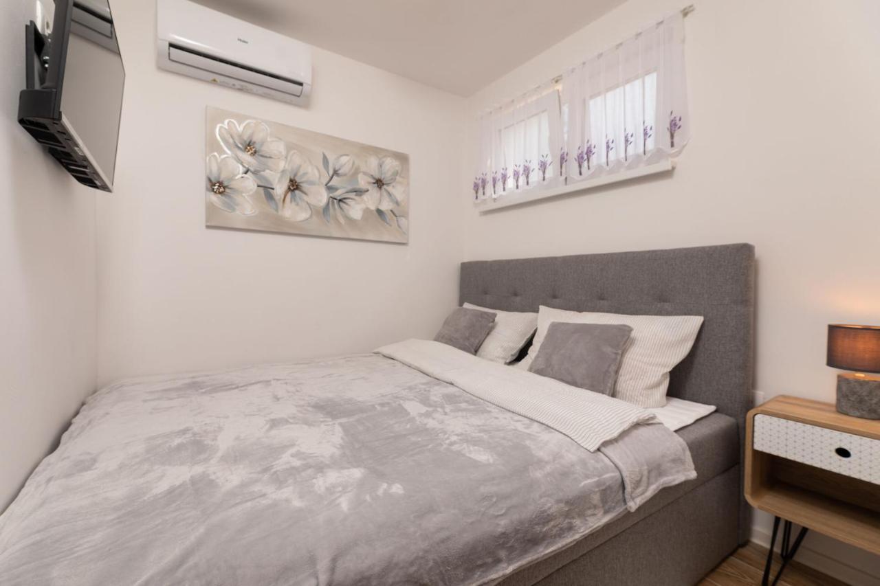 Apartments Vugrin Šilo Zewnętrze zdjęcie